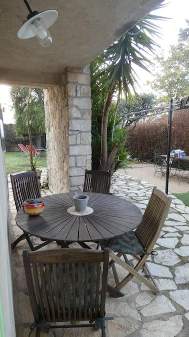 Le 62 Apartment Gemenos Bagian luar foto